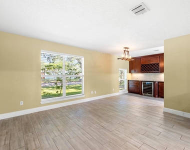 3010 Westerland Drive - Photo Thumbnail 11