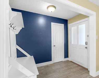 3010 Westerland Drive - Photo Thumbnail 5