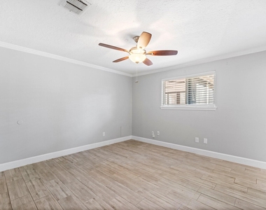 3010 Westerland Drive - Photo Thumbnail 26