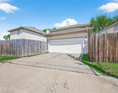 4018 Timber Corner - Photo Thumbnail 26