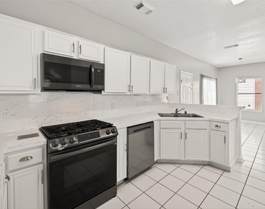 4018 Timber Corner - Photo Thumbnail 9