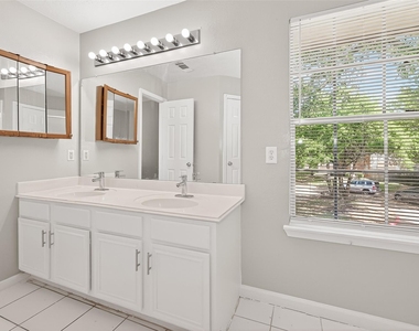 4018 Timber Corner - Photo Thumbnail 19