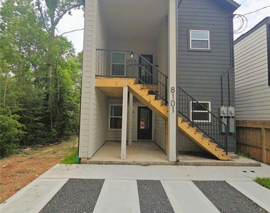 8101 Venus Street - Photo Thumbnail 24