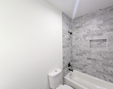 8101 Venus Street - Photo Thumbnail 16