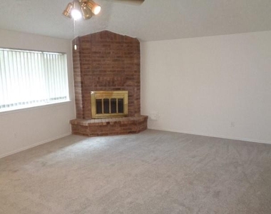 1211 Grand Junction Drive - Photo Thumbnail 6
