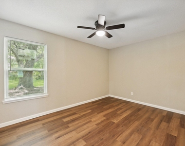 317 Redwood Street - Photo Thumbnail 25