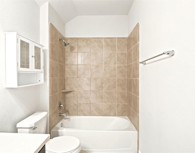1202 Vilamoura Court - Photo Thumbnail 35