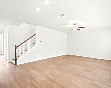 1202 Vilamoura Court - Photo Thumbnail 10