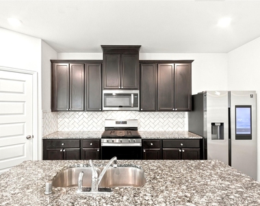1202 Vilamoura Court - Photo Thumbnail 14