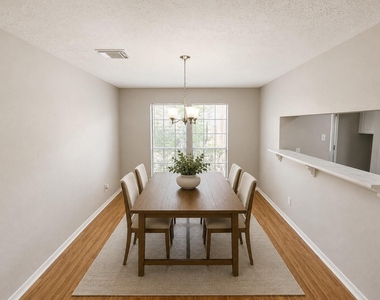17303 Saturn Lane - Photo Thumbnail 8