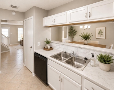 17303 Saturn Lane - Photo Thumbnail 7
