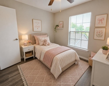 17303 Saturn Lane - Photo Thumbnail 15