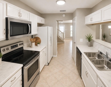 17303 Saturn Lane - Photo Thumbnail 5