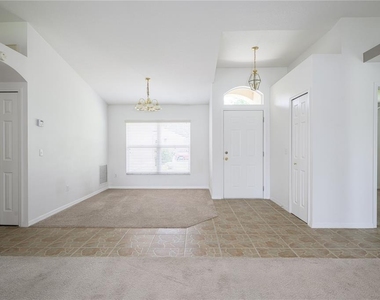 1712 Arash Circle - Photo Thumbnail 7