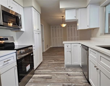 1329 Fairfield Drive - Photo Thumbnail 34