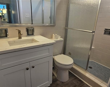 1329 Fairfield Drive - Photo Thumbnail 9