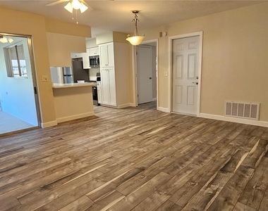 1329 Fairfield Drive - Photo Thumbnail 26