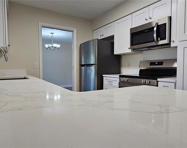 1329 Fairfield Drive - Photo Thumbnail 29