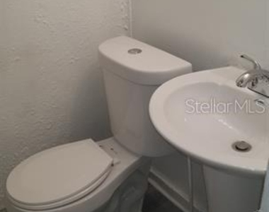317 E Tarpon Avenue - Photo Thumbnail 12