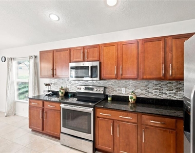 13475 Teaberry Lane - Photo Thumbnail 7