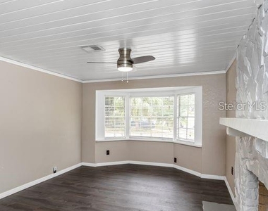 2608 Oakwood Drive - Photo Thumbnail 5