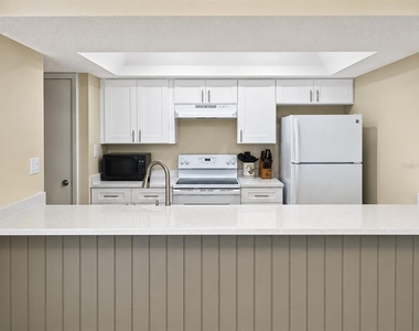 450 S Gulfview Boulevard - Photo Thumbnail 9