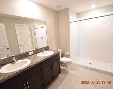 13021 Meadow Pond Place - Photo Thumbnail 33