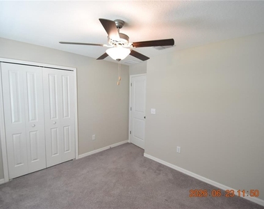 13021 Meadow Pond Place - Photo Thumbnail 40