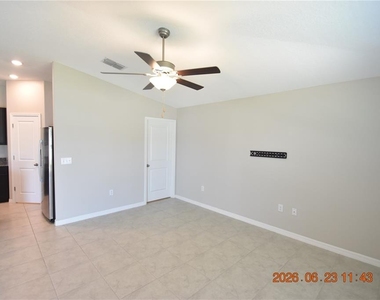 13021 Meadow Pond Place - Photo Thumbnail 17