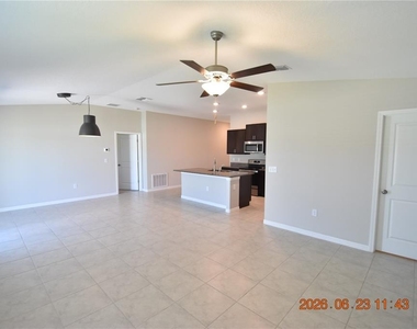 13021 Meadow Pond Place - Photo Thumbnail 18