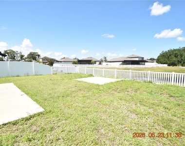 13021 Meadow Pond Place - Photo Thumbnail 7