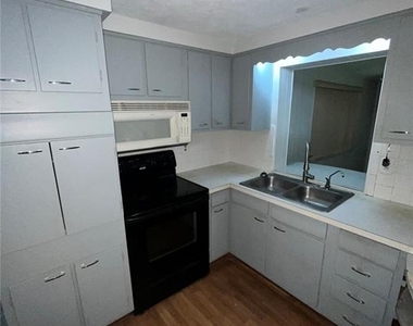 4144 Kibler Lane - Photo Thumbnail 7
