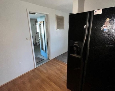 4144 Kibler Lane - Photo Thumbnail 8