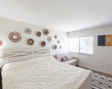 2955 N Beach Road - Photo Thumbnail 15