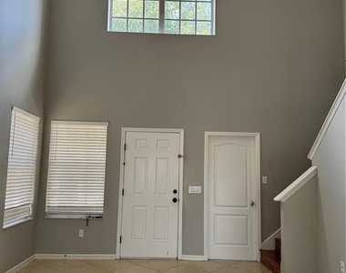 18006 Birdwater Drive - Photo Thumbnail 9
