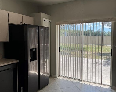 18006 Birdwater Drive - Photo Thumbnail 11