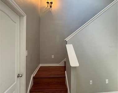 18006 Birdwater Drive - Photo Thumbnail 33