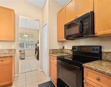 11328 Bridge Pine Drive - Photo Thumbnail 10