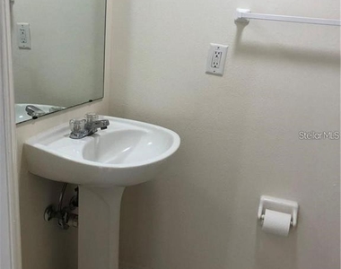 1735 Fluorshire Drive - Photo Thumbnail 4