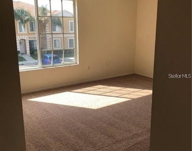 1735 Fluorshire Drive - Photo Thumbnail 5
