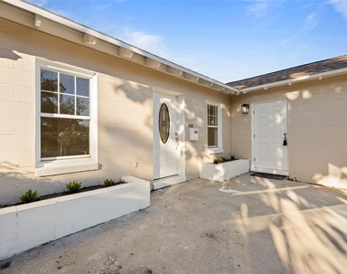 3821 6th Avenue N - Photo Thumbnail 5