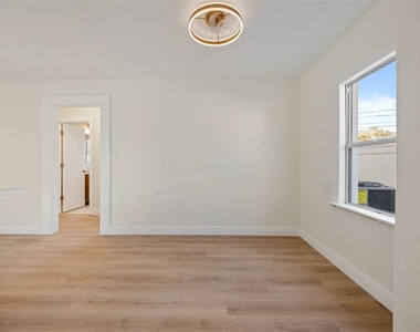3821 6th Avenue N - Photo Thumbnail 17