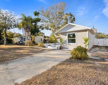 3821 6th Avenue N - Photo Thumbnail 2