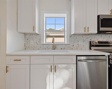 3821 6th Avenue N - Photo Thumbnail 21