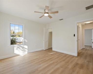 3821 6th Avenue N - Photo Thumbnail 11
