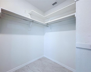 2881 Hammock Drive - Photo Thumbnail 52