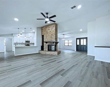 2881 Hammock Drive - Photo Thumbnail 24