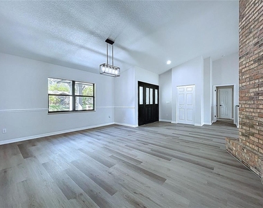2881 Hammock Drive - Photo Thumbnail 20