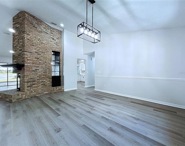 2881 Hammock Drive - Photo Thumbnail 17