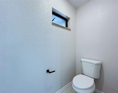 2881 Hammock Drive - Photo Thumbnail 50